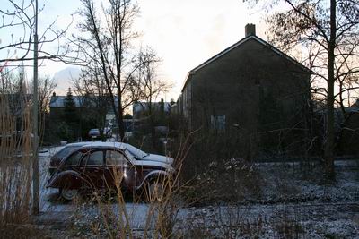 lichte maartse sneeuw