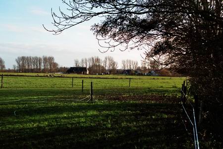 ten noorden van Esdoornstraat