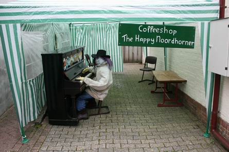 verstrooiing in de Langestraat (midden)