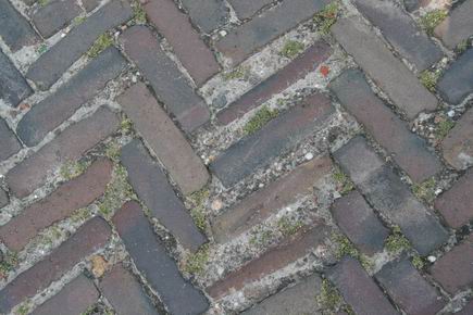uiteendrijvende klinkers Oosterweg Noordhorn