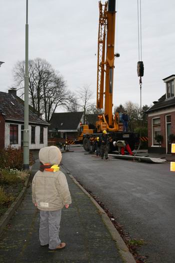 Zij zijn groot en ik is klein, dat is niet eerlijk....   