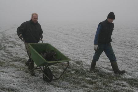 Vanzelfsprekend moeten de deksels worden verzameld, voor hergebruik... 
