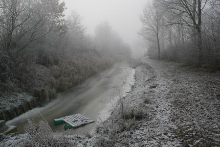 resize-of-20081231_8138 De Schipsloot, waar ooit schuiten lagen, woonwagens stonden...