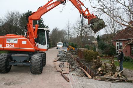 resize-of-borgwegwerk-6-27012009 Ingrijpende werkzaamheden bij Melis en Stien Dijkstra aan de Borgweg