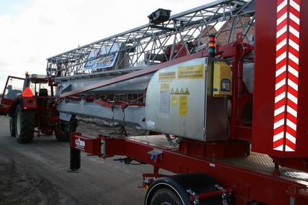 Daar is ie dan, de King-Kong-kraan! 