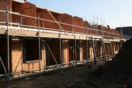 resize-of-kooikavels-31-30012009 De westkant van de Kooibehuizingen; ze ogen als keurig in elkaar gezette bouwpakketten...