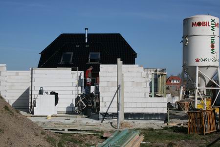 OP de Heereskavel wordt doorgewerkt door de vaklui van Schwarte Bau, Noordhorn goes International.....