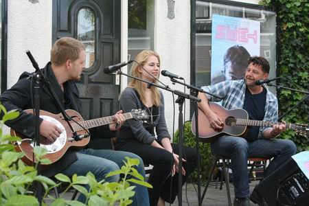 Muzikale breinen van het SWET-(bruggen)theater! KOMT DAT ZIEN in het Pinksterweekeinde! 