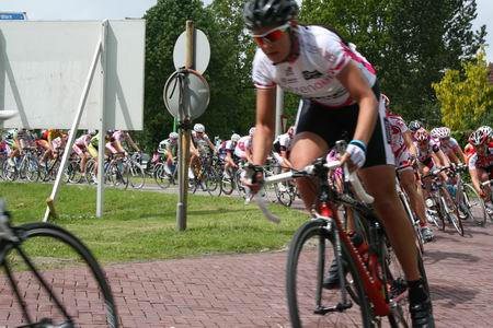 (heel hard) fietsen...