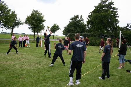 Sponsoring hoort erbij, van Interdak tot Jack's Klussenbus, van Hummel tot Essent... 