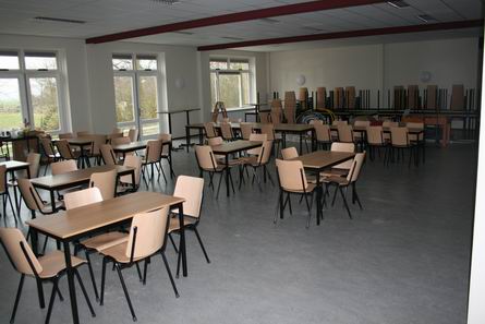 Resize of Dorpsstee (24) 14032009 De grote, nieuwe zaal van het dorpshuis, half maart, een juweeltje!