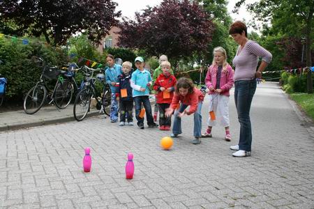 Tja, dan moeten die laatste twee kegels ook nog ondersteboven, of...  