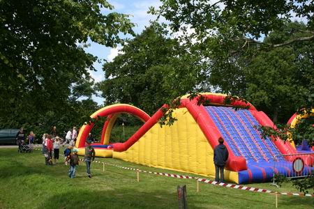 Schluss!! Afgelopen! t Is doan!!! En het volgende jaar? Is het weer prima voor elkaar, bij Dorpsbelangen Noordhorn! 