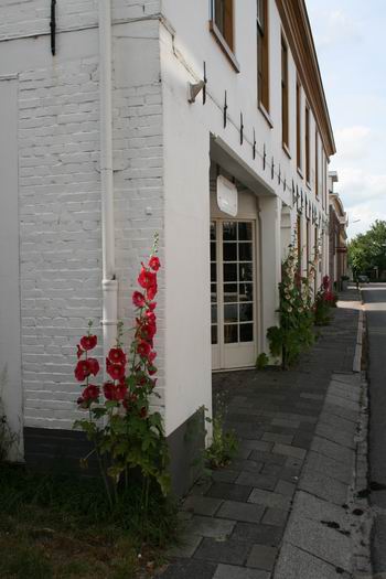 Hieke en Sytze Pilats Kostuummuseum, fraai bestokroosd! 