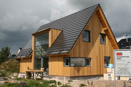 Een plaatje, gerealiseerd door Schwarte Bau, dit Heereshuis. Nu nog de laatste loodjes, de punten op de i... 