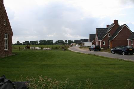 De Meidoornstraat van noord naar zuid - zuurstofrijke buurt! 