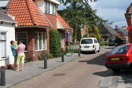 De Nieuwstraat bereidt de lichtweeklook voor, gezelligheid kent geen tijd... 