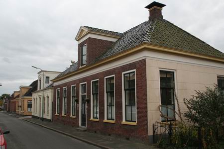 Langestraat 36, ooit de voorkant van de Buirsema-heerd, 18e eeuw