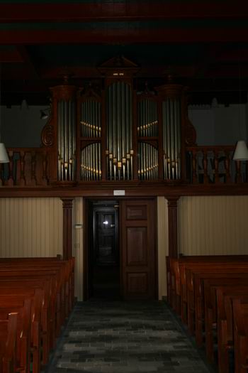 Resize of OM (33) 12092009 Het orgel in de NH-kerk blijft stil, maar imponeert desondanks
