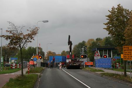 De brugstremming was niet te negeren, van verre duidelijk zichtbaar 