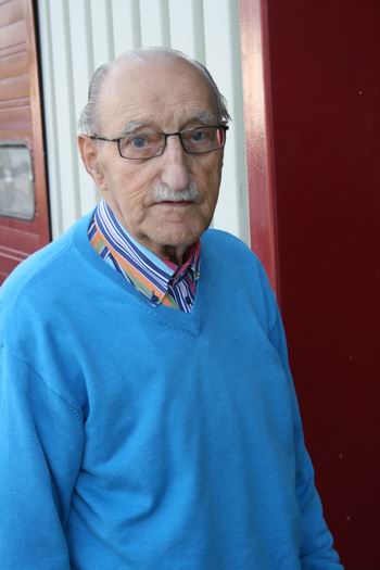 Jan Willem Burgler (85). De jaren tekenen, het gemoed blijft jong...