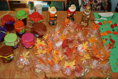 Resize of Oogstfeest OBS (18) 09102009 Aldus is de herfsttijd een vrolijke fase, weg met de sombere gevoelens....