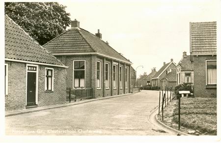 De Nutskleuterschool aan de Achterweg, tot begin jaren zeventig in gebruik 