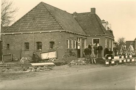 Resize of KdeV Sloop stelmakerij Schuitema