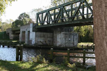 Resize of spoorbrug 17102010