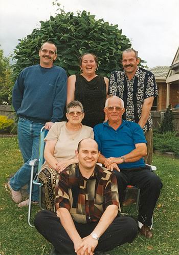 Resize of Renkema met kinderen Kerst 2001