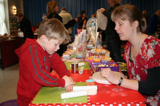 Ja, toe maar, het is je moeder niet.... Zo gaat het goed, prima!