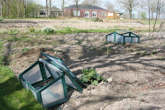 Beetje rommelig wellicht, maar dat brengen de hobbytuinders binnenkort vast wel in ordentelijke staat!
