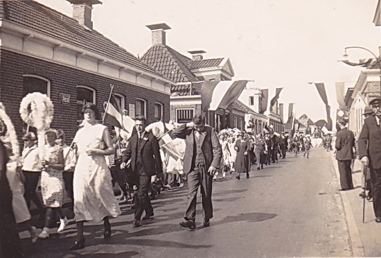 Feestelijke optocht in de Langestraat , maar wanneer?