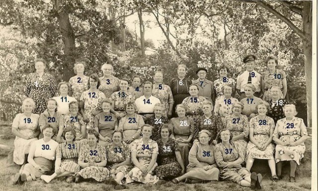 Coby VdeV Vrouwenvereniging op reis+nummers02 verkl