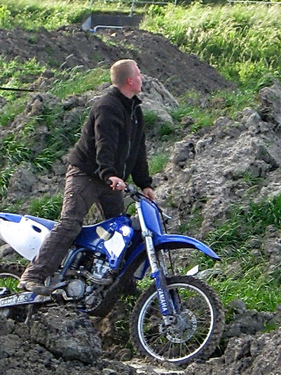 "Waar blijft het serviceteam nou???! Toe, schiet eens op!"