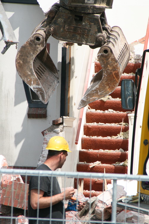 Hoeveel mensen hebben in het bestaan van dit Siekmanhuis de trap gebruikt? Wie is de kampioen trap lopen geweest? Wie is er wel eens afgedonderd.....