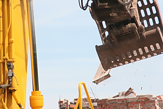 Dit deel belandt, ja waar eigenlijk.... In ieder geval komt de toezichthouder meteen in actie....