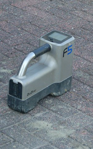 De computer waarmee de boorkop wordt gestuurd.