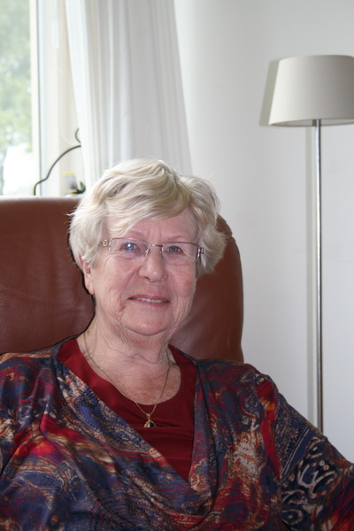 Hilly van Buuren-Bakker, thuis in Farmsum