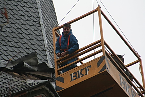 "Ja, we komen eraan!" De bakkenisten willen ook wel weer eens vaste grond onder de voeten hebben. Hangen is ook niet alles....