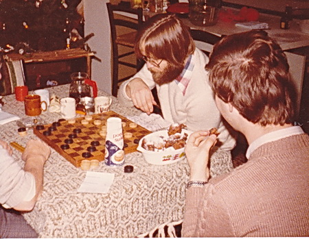 Dammend in het ouderlijk huis...