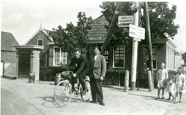 JohLodewegenAlbertPostemaTjvH web