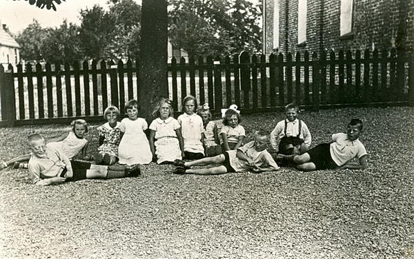 SchoolpleinOLSjarendertig JaapW web