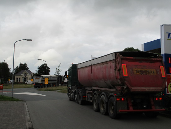 Mechielsen vrachtwagens...